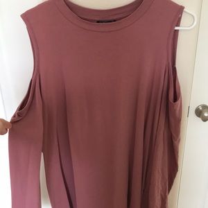 Shoulder cut out top